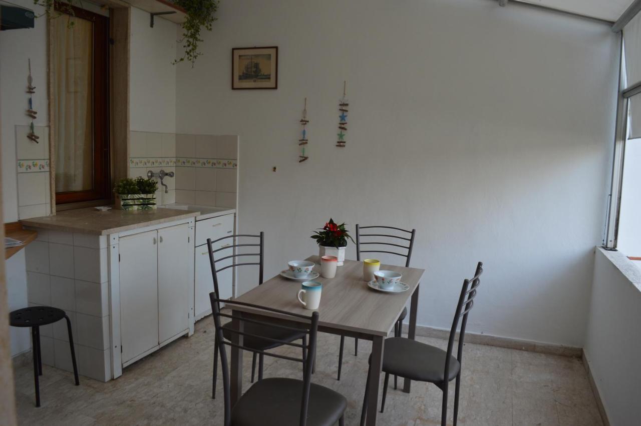 Casa Le Sorelle Lägenhet Viareggio Exteriör bild